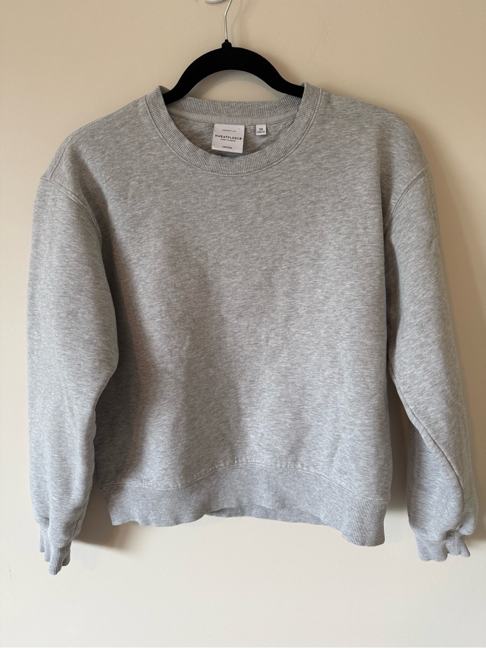 63. | Aritzia | Sweatfleece Cozy Fleece |Grey Crewneck Sweatshirt | XS - Picture 2 of 7